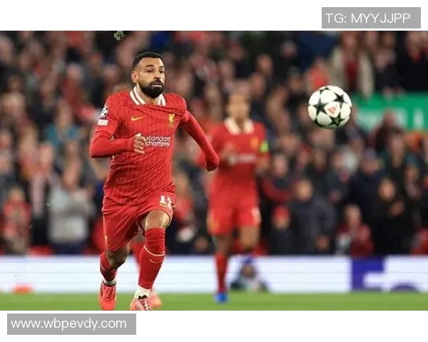 美国足球明星的璀璨星光盘点及其对足球运动的影响 美国足球明星的璀璨星光盘点及其对足球运动的影响