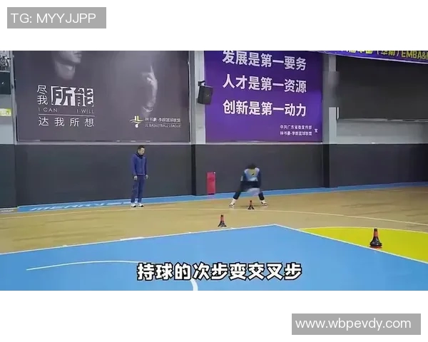 北京网球队在总决赛中的灵活战术与应变能力全面解析 北京网球队在总决赛中的灵活战术与应变能力全面解析