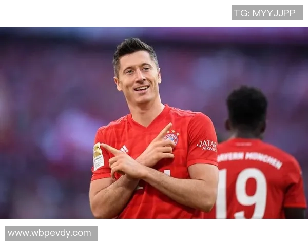 探讨世界足球史上杰出的黑人球星及其影响力与成就 探讨世界足球史上杰出的黑人球星及其影响力与成就