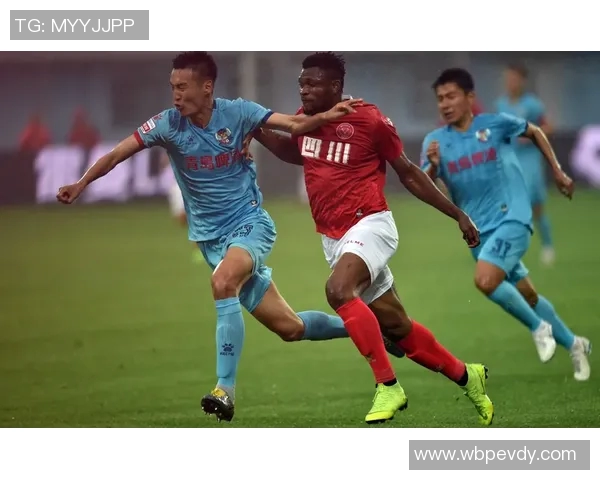 武汉篮球队以97分领跑全国锦标赛积分榜展现强劲实力 武汉篮球队以97分领跑全国锦标赛积分榜展现强劲实力