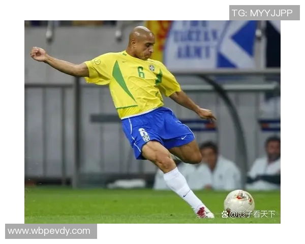 珍珠闪耀绿茵场足球明星的独特时尚魅力与风格解析