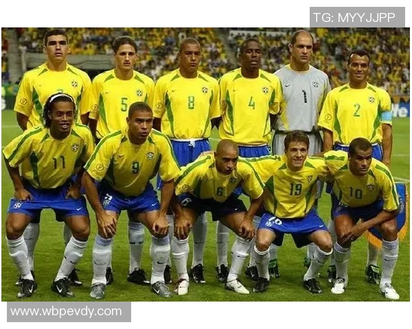 南京足球队以79分领跑世界杯积分榜展现强劲实力和夺冠希望